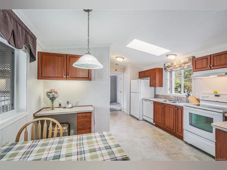 18-6245 Metral Drive, Nanaimo, BC, V9T 6P8 - 3