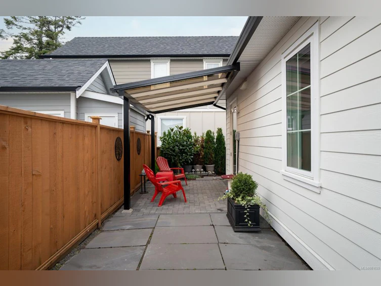 9662 Sixth Street, Sidney, BC, V8L 1T7 - 26