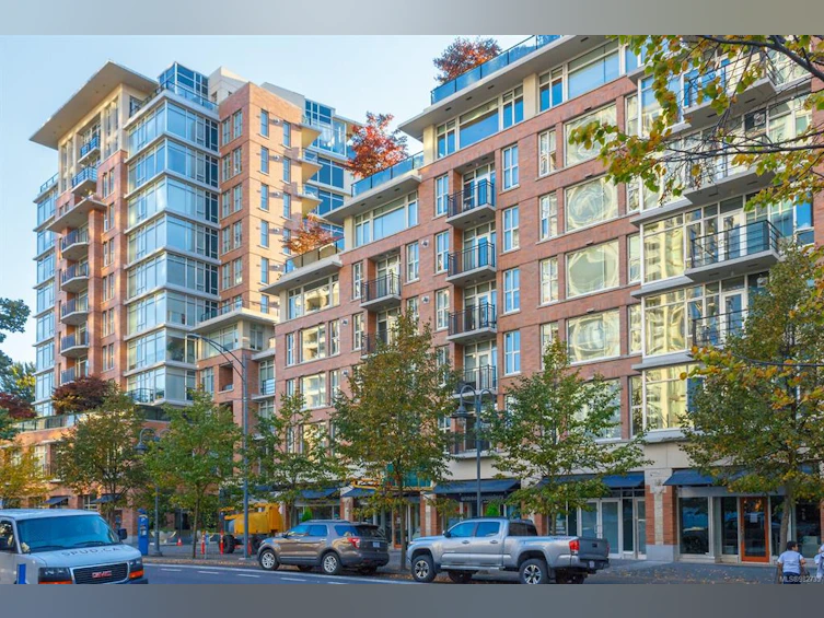 N501-737 Humboldt Street, Victoria, BC, V8W 1B1 - 2