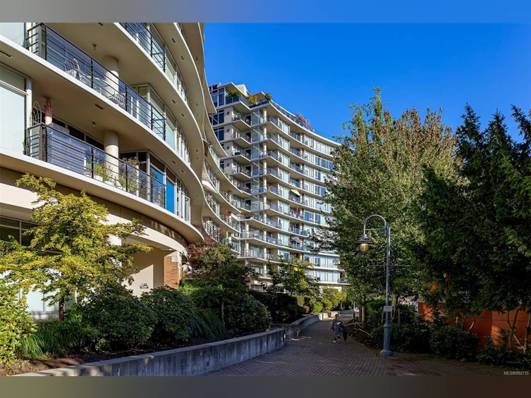 N501-737 Humboldt Street, Victoria, BC, V8W 1B1 - 4