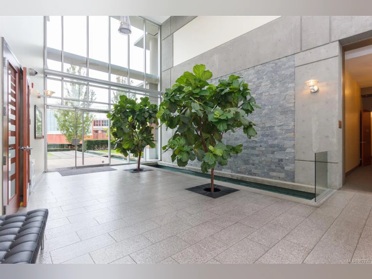 N501-737 Humboldt Street, Victoria, BC, V8W 1B1 - 6