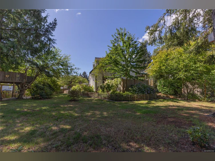 614 Springbok Road, Campbell River, BC, V9W 7C2 - 2