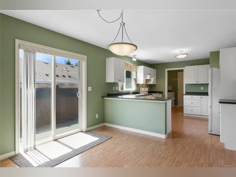 4053 Magnolia Drive, Nanaimo, BC, V9R 4M9 - 9
