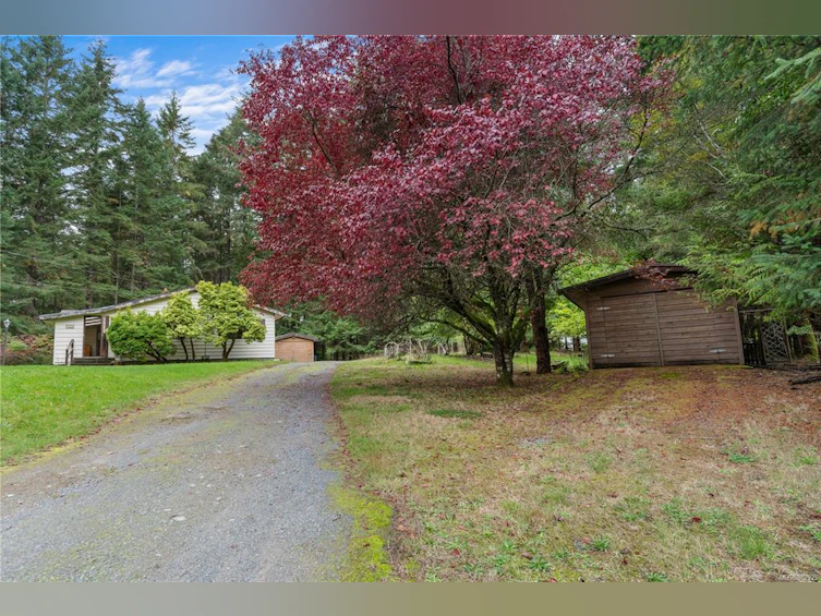 1405 Wild Rose Drive, Gabriola Island, BC, V0R 1X1 - 2