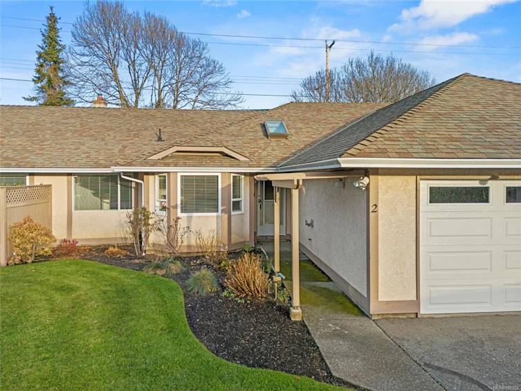 2-4120 Interurban Road, Saanich, BC, V8Z 6W7 - 2
