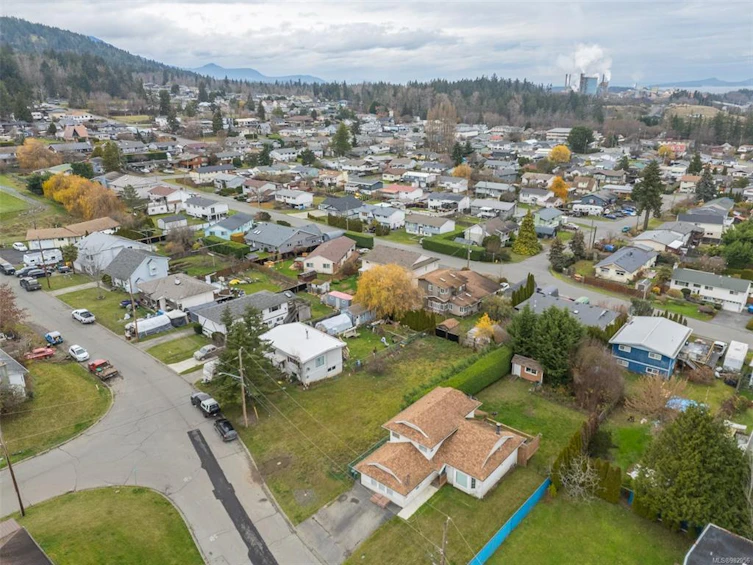 1539 Brook Street, Crofton, BC, V0R 1R0 - 3