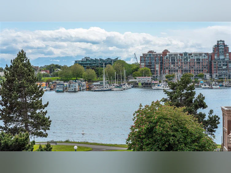 304-68 Songhees Road, Victoria, BC, V9A 0A3 - 2