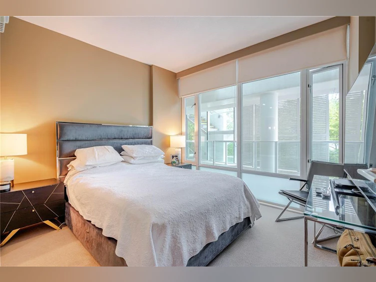 304-68 Songhees Road, Victoria, BC, V9A 0A3 - 11