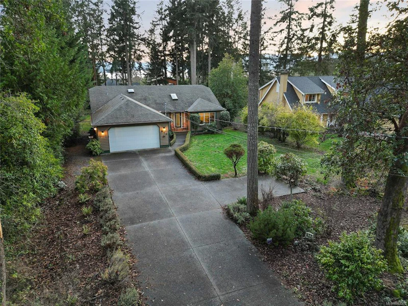 613 Downey Road, North Saanich BC V8L 5M6