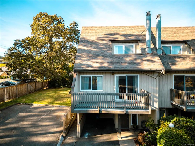 1-3981 Saanich Road, Saanich, BC, V8X 1Y9 - 2