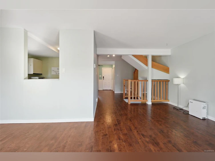 1-3981 Saanich Road, Saanich, BC, V8X 1Y9 - 21