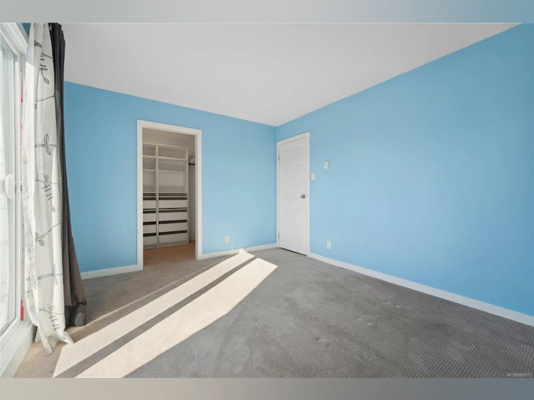 1-3981 Saanich Road, Saanich, BC, V8X 1Y9 - 35