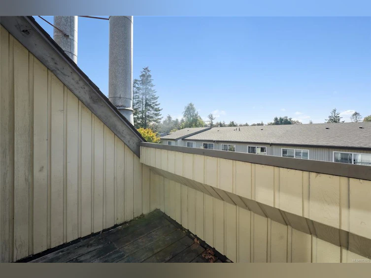 1-3981 Saanich Road, Saanich, BC, V8X 1Y9 - 37