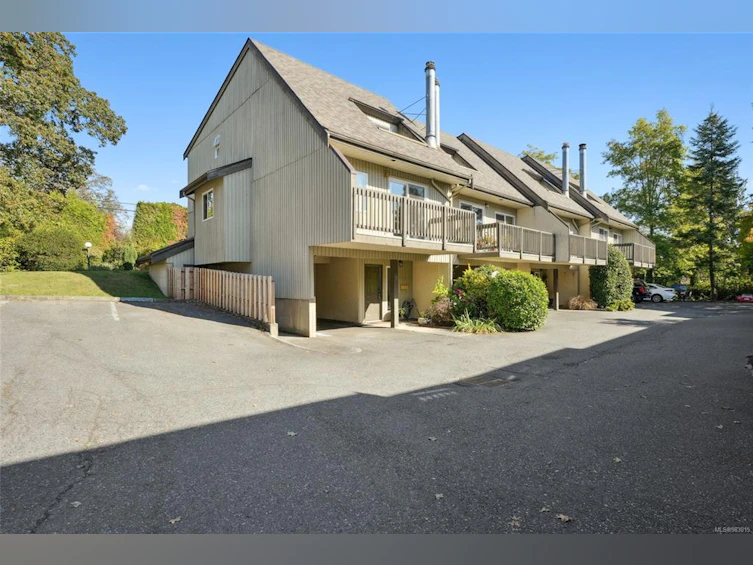 1-3981 Saanich Road, Saanich, BC, V8X 1Y9 - 52