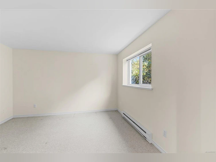 2920 Queenston Street, Saanich, BC, V8R 4P5 - 23
