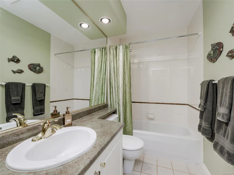 97-530 Marsett Place, Saanich, BC, V8Z 7J2 - 17