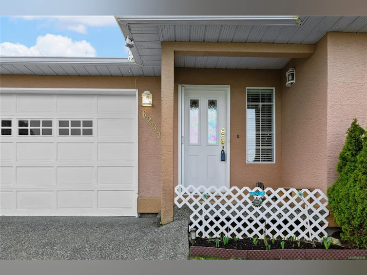 6237 Dover Road, Nanaimo, BC, V9V 1L5 - 2