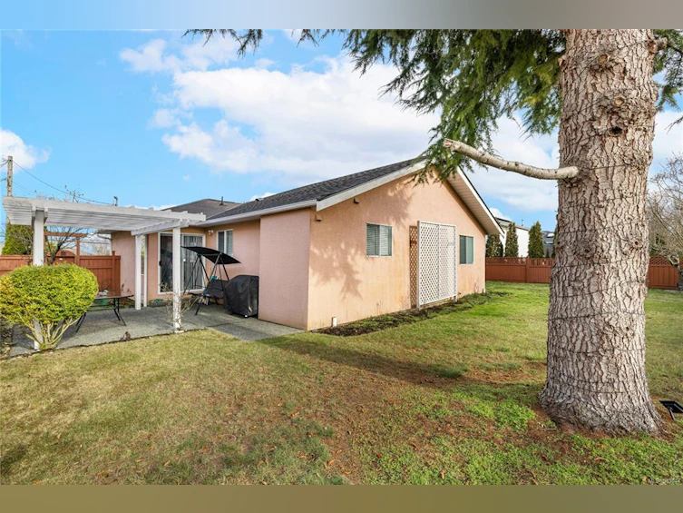 6237 Dover Road, Nanaimo, BC, V9V 1L5 - 27