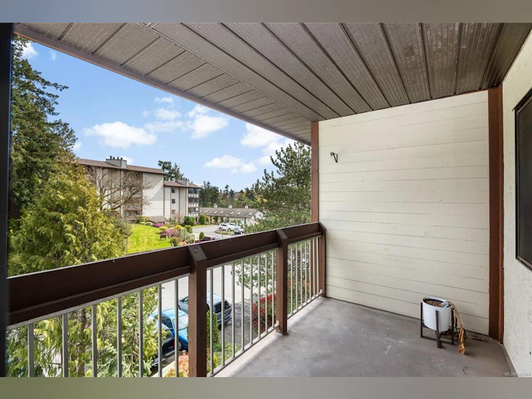 512-71 W Gorge Road, Saanich, BC, V9A 1L9 - 12