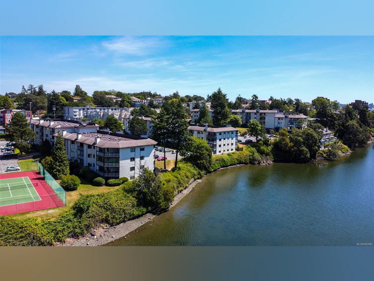 512-71 W Gorge Road, Saanich, BC, V9A 1L9 - 16