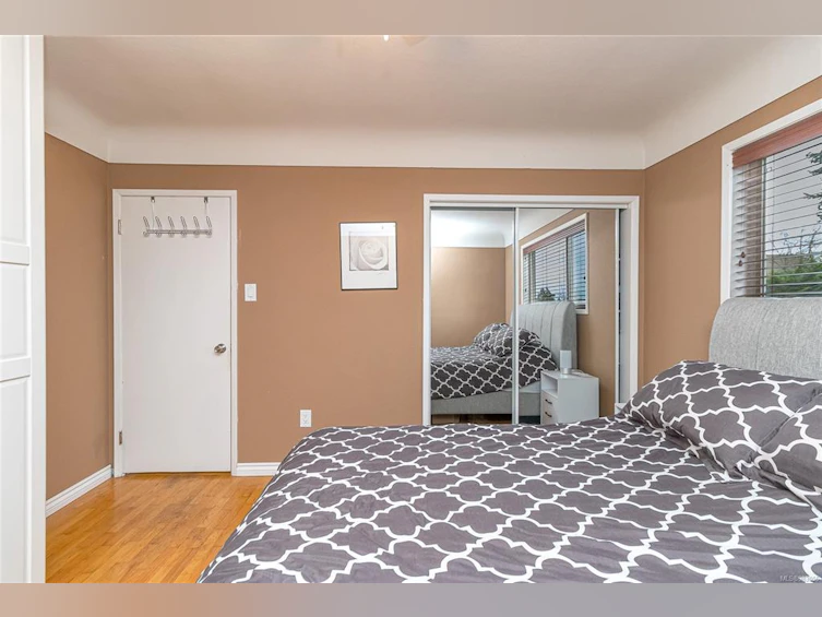 3550 Elliston Avenue, Saanich, BC, V8X 1R5 - 13