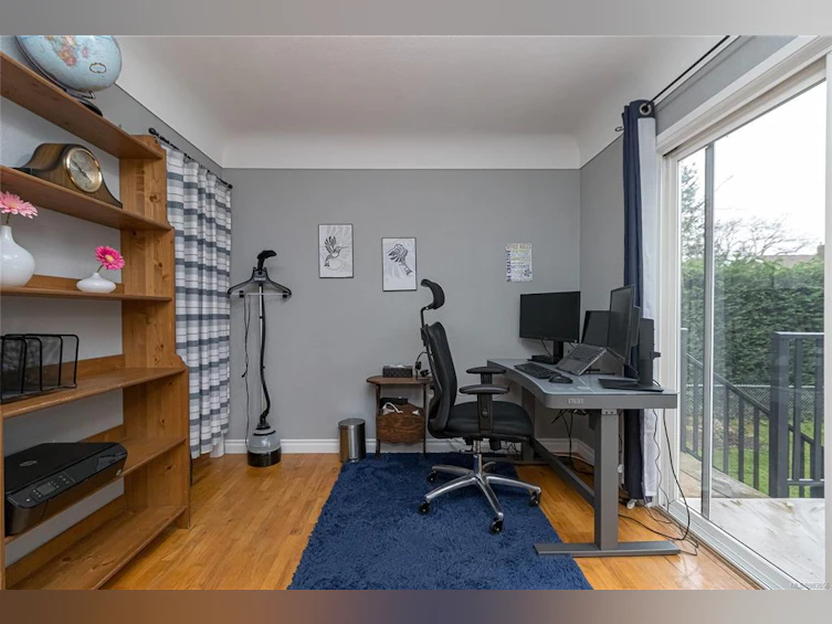 3550 Elliston Avenue, Saanich, BC, V8X 1R5 - 16