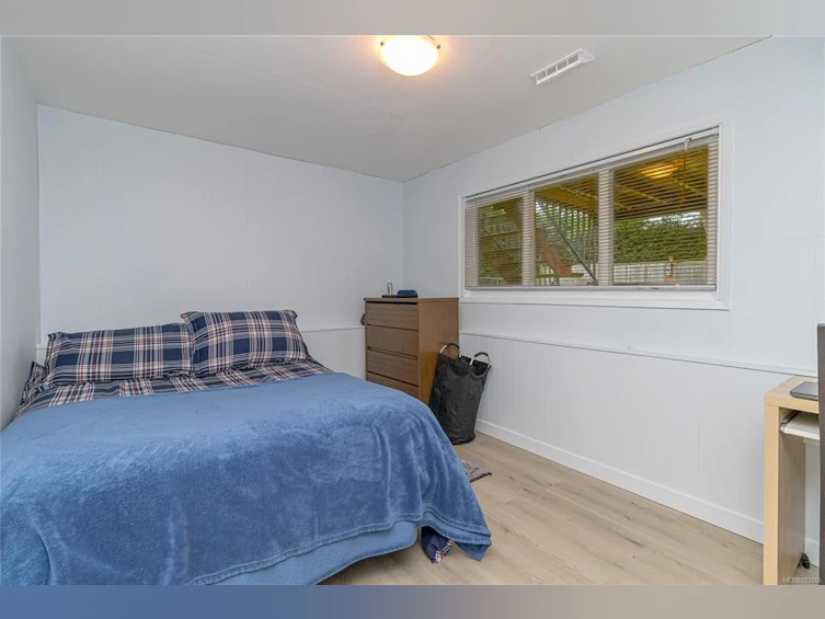 3550 Elliston Avenue, Saanich, BC, V8X 1R5 - 23