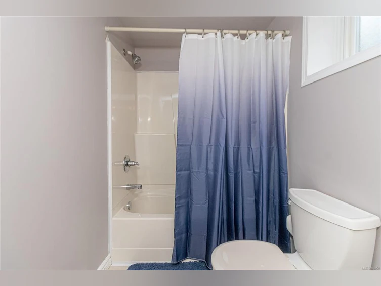 3550 Elliston Avenue, Saanich, BC, V8X 1R5 - 25