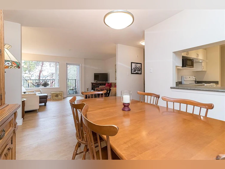 301-520 Foster Street, Esquimalt, BC, V9A 7P5 - 15