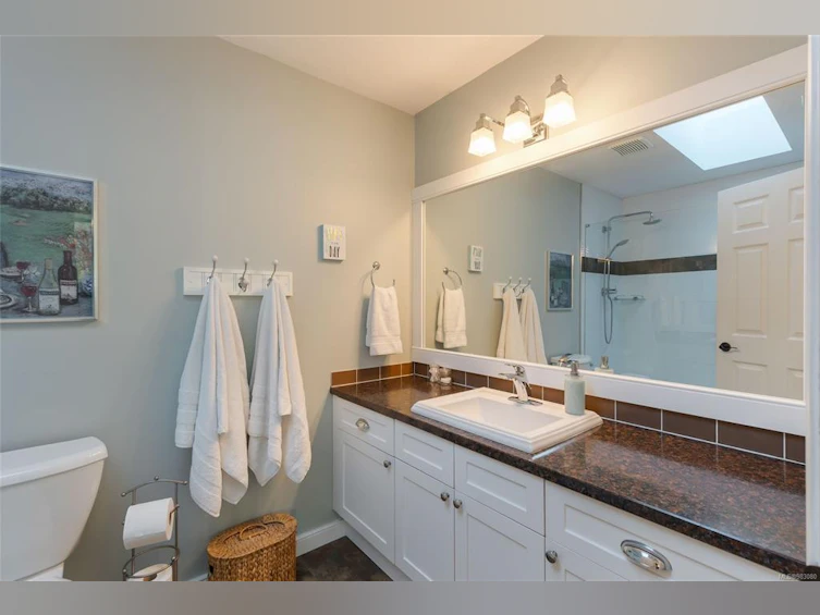 654 Windward Way, Qualicum Beach, BC, V9K 2K4 - 26