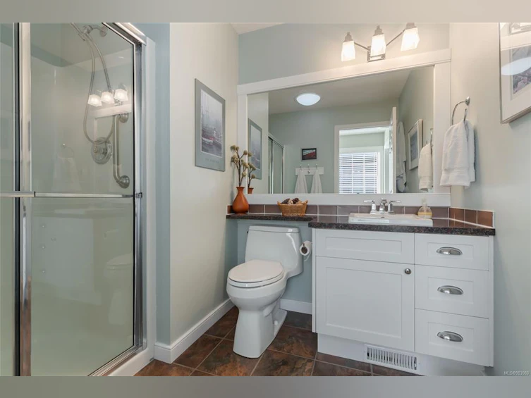 654 Windward Way, Qualicum Beach, BC, V9K 2K4 - 29