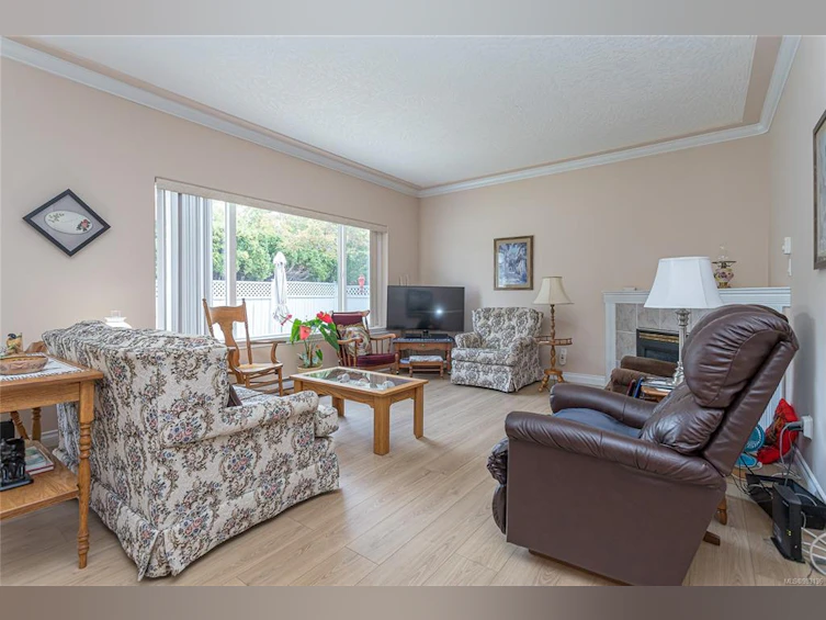 3-9903 Resthaven Avenue, Sidney, BC, V8L 3E9 - 7