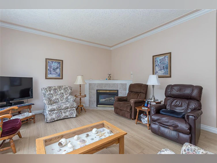 3-9903 Resthaven Avenue, Sidney, BC, V8L 3E9 - 8