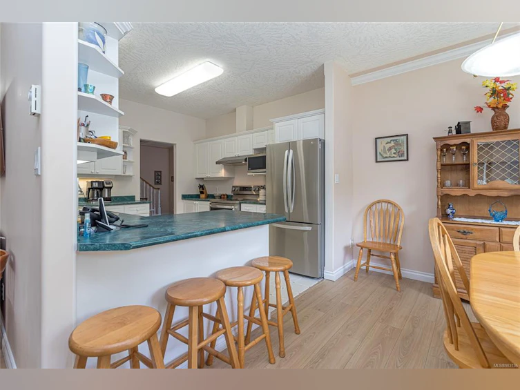 3-9903 Resthaven Avenue, Sidney, BC, V8L 3E9 - 15