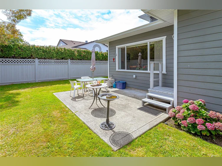 3-9903 Resthaven Avenue, Sidney, BC, V8L 3E9 - 30