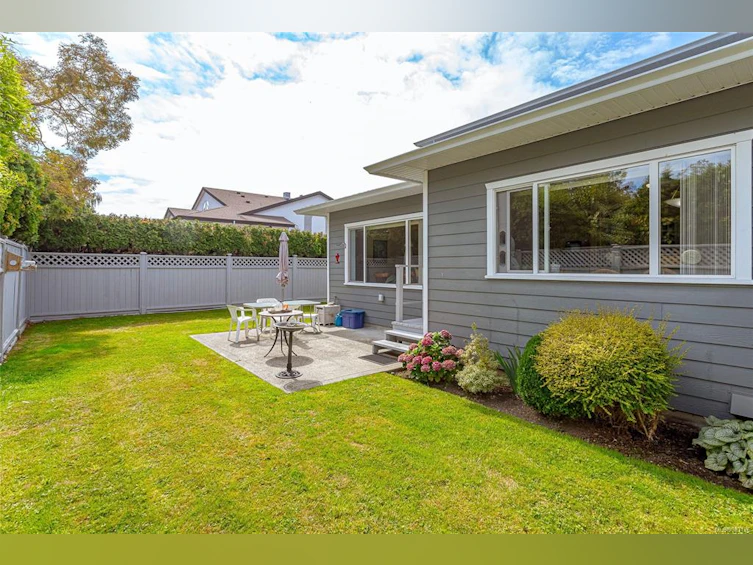 3-9903 Resthaven Avenue, Sidney, BC, V8L 3E9 - 34