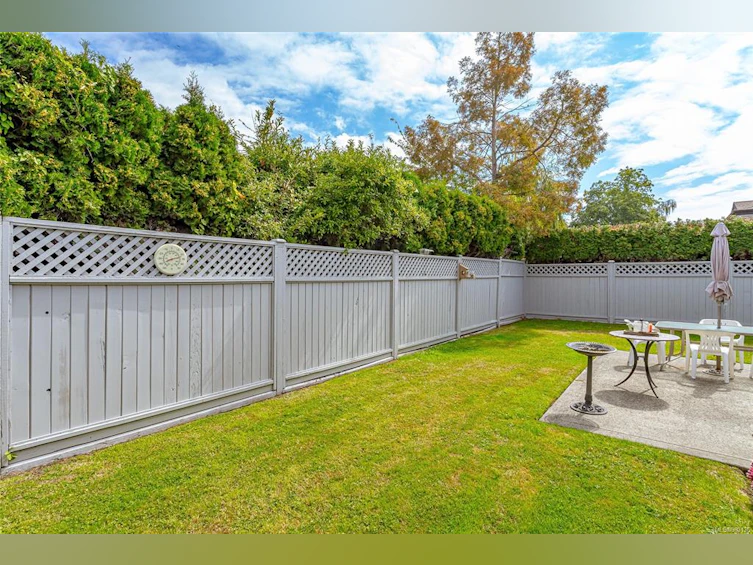 3-9903 Resthaven Avenue, Sidney, BC, V8L 3E9 - 35