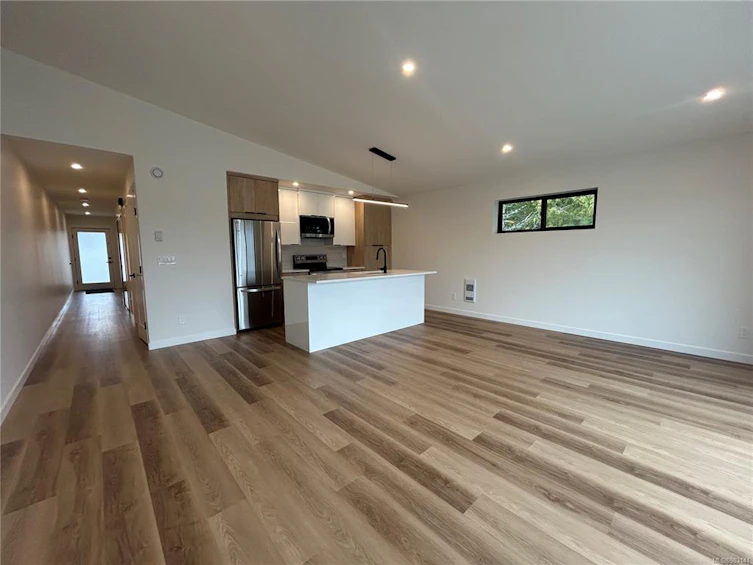 201-1683 Larch Road, Ucluelet, BC, V0R 3A0 - 10
