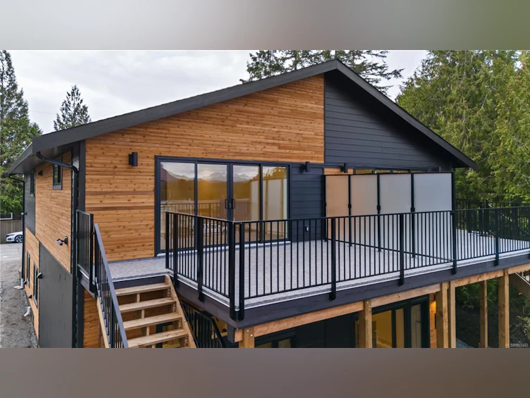 202-1683 Larch Road, Ucluelet, BC, V0R 3A0 - 11