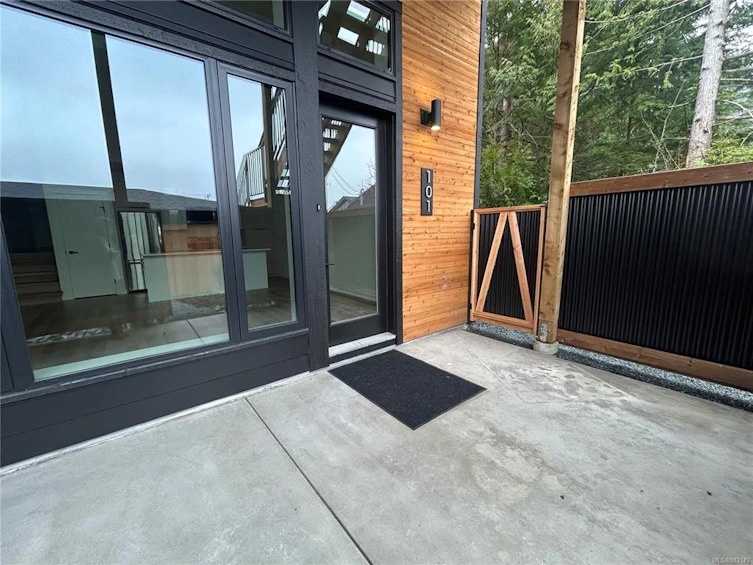 101-1683 Larch Road, Ucluelet, BC, V0R 3A0 - 29