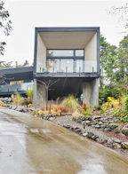 1339 Edwards Place