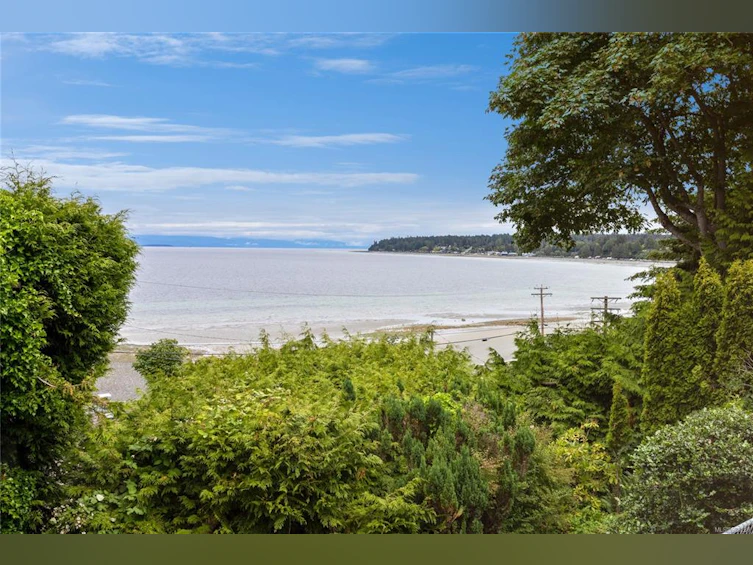 595 W Crescent Road, Qualicum Beach, BC, V9K 1H7 - 7