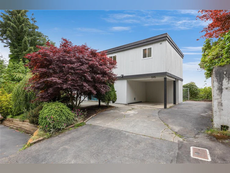 595 W Crescent Road, Qualicum Beach, BC, V9K 1H7 - 39