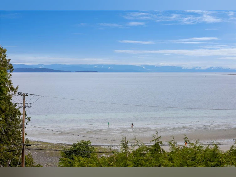 595 W Crescent Road, Qualicum Beach, BC, V9K 1H7 - 50