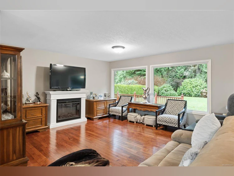 1310 Lanyon Drive, French Creek, BC, V9P 1W6 - 2