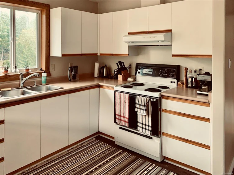 1373 Victoria Road, Ucluelet, BC, V0R 3A0 - 9