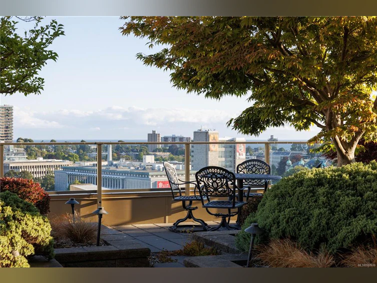1406-707 Courtney Street, Victoria, BC, V8W 0A9 - 32