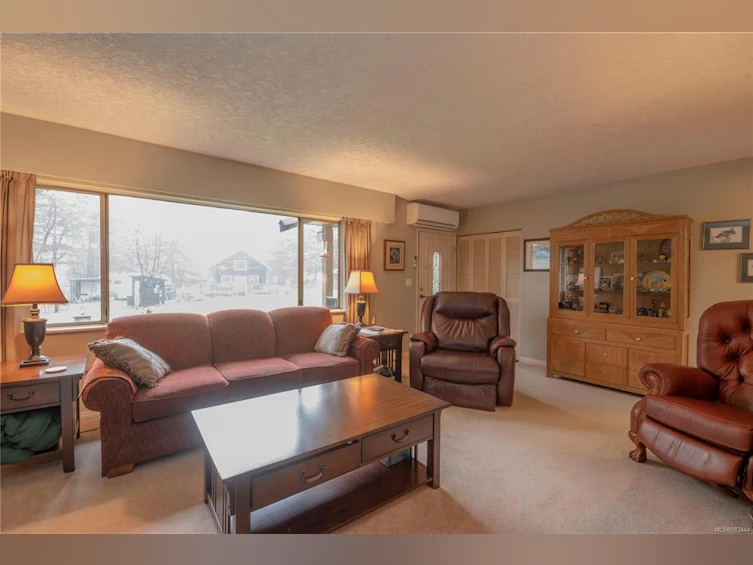 635 Pinewood Road, Gabriola Island, BC, V0R 1X4 - 6