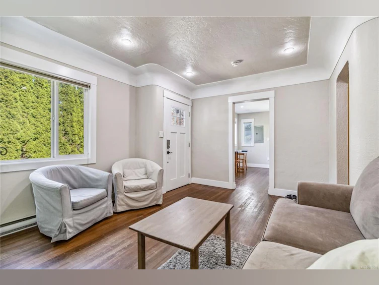 993 Tolmie Avenue, Victoria, BC, V8X 3W8 - 38