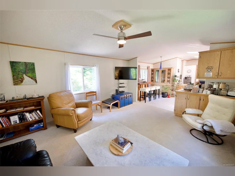 316 Peterson Drive, Tofino, BC, V0R 2Z0 - 8